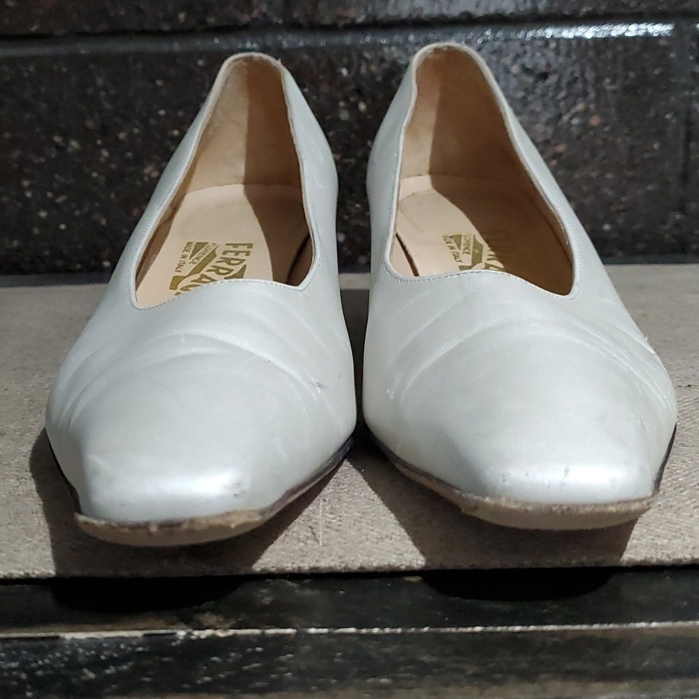 SALVATORE FERRAGAMO SILVER HEELS LEATHER SIZE 7 1/2 ARCHITECTURE ART DECO - Picture 7 of 15
